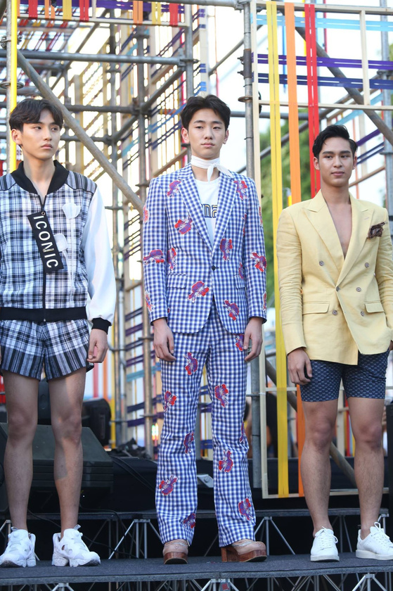 Siam Paragon Songkarn Wonderland